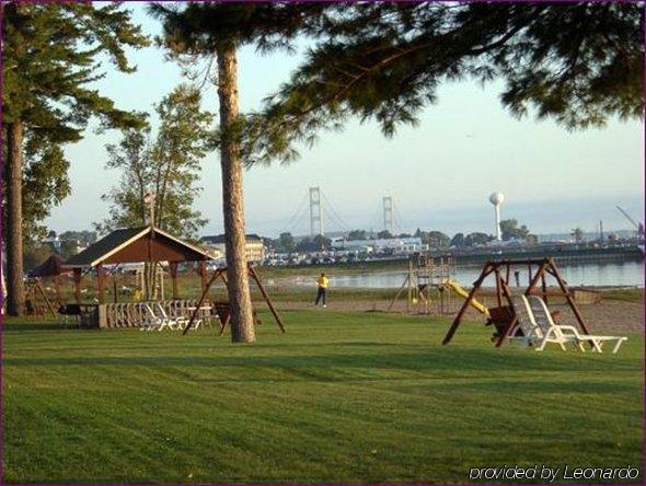 Waterfront Inn Mackinaw City Facilități foto